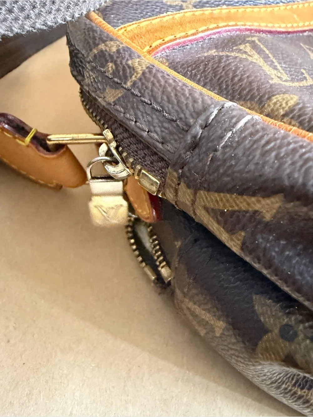 Louis Vuitton Reporter PM Crossbody Bag in Monogram Canvas